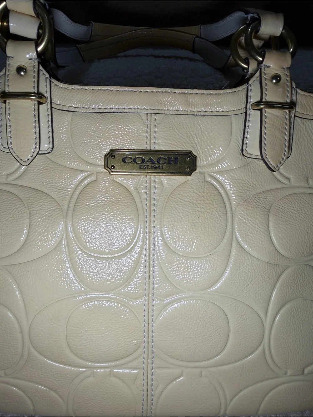 Vintage Coach Patent Leather Gallery Embossed Signature Tote Handbag soft yellow